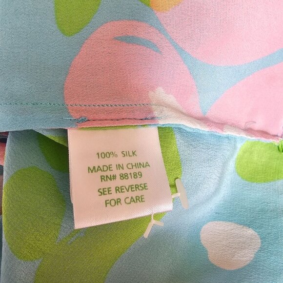 100% Silk Lilly Pulitzer Houston Top, Sorely Blue Mojo, Size Medium, Flaw - Picture 4 of 12